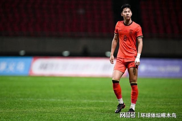 乌拉圭下半场狂轰22脚射门,为世界杯单个半场射门次数第二多